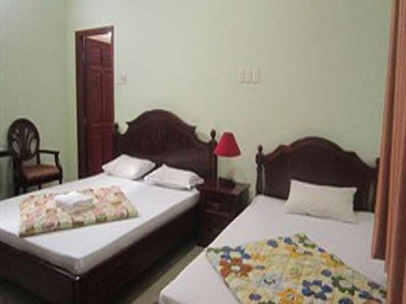 Hoang Tay 2 Hotel Cidade de Ho Chi Minh Exterior foto